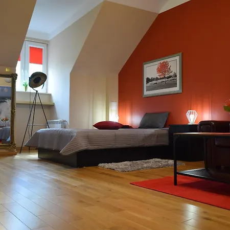 Elegant Old Town Iii Apartment *