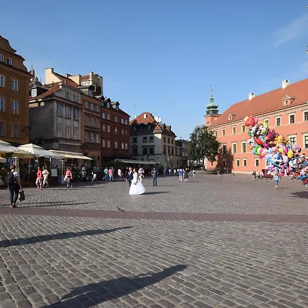 Elegant Old Town Iii Апартаменты