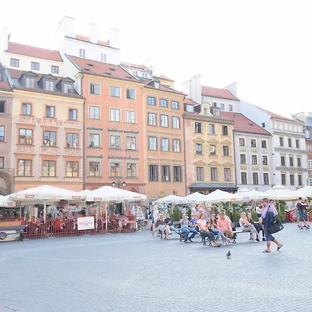 Elegant Old Town Iii Warsaw